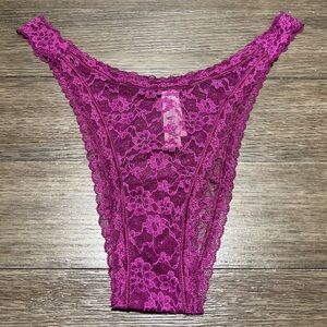 Victoria’s Secret Lace Brazilian Panty High Leg Scoop Waist Plum Purple Large